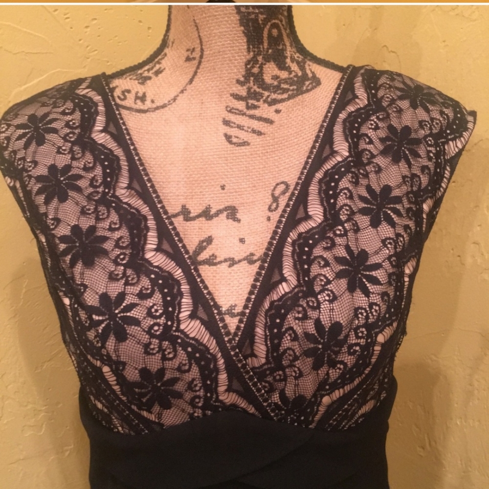 “Jessica Howard Evenings” cocktail dress.